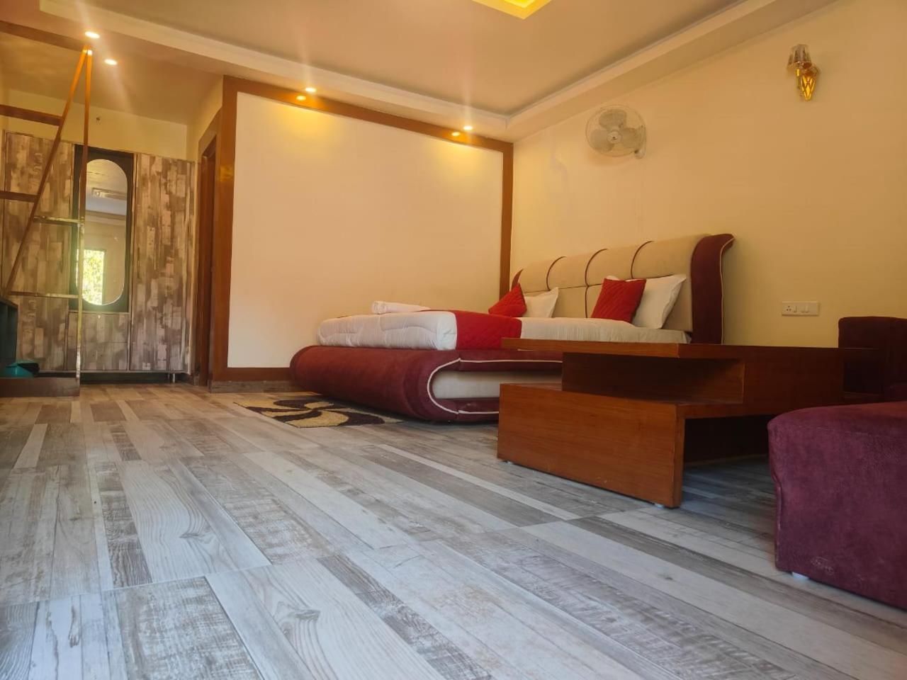 Aroma Resort Rishīkesh 외부 사진